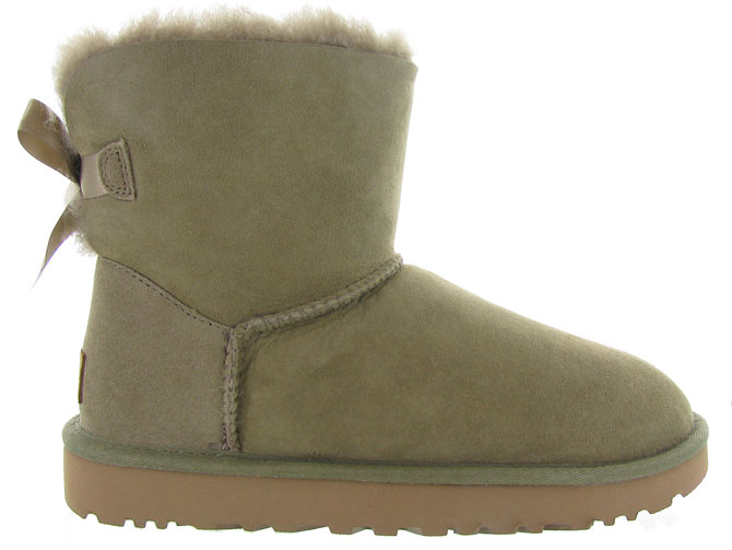 ugg kaki ugg kaki