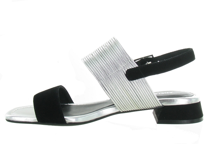 Adele dezotti nu pieds ay 1107x noir4563801_4