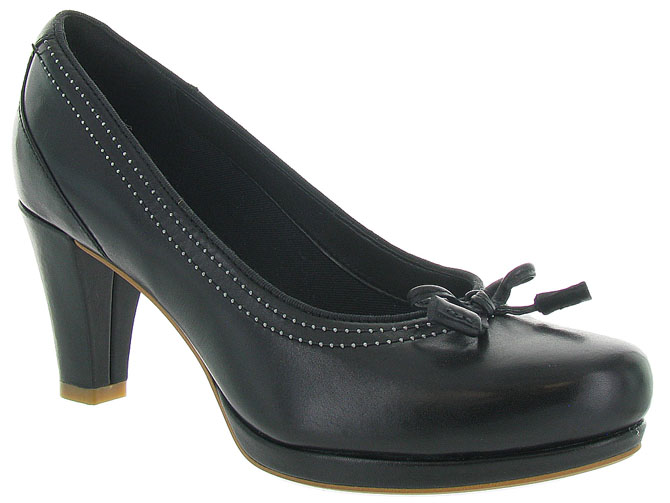 escarpin noir clarks