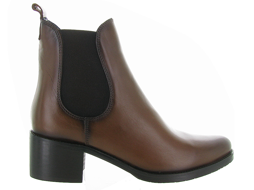 pinto di blu derbies