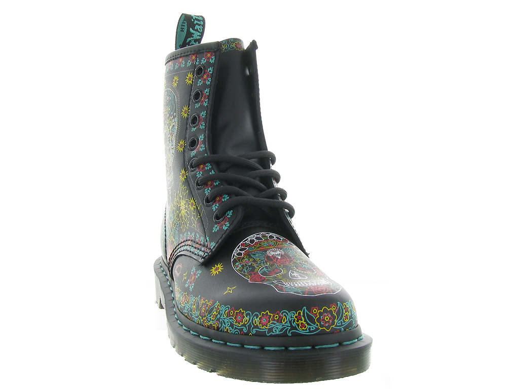 doc martens 1460 skull web