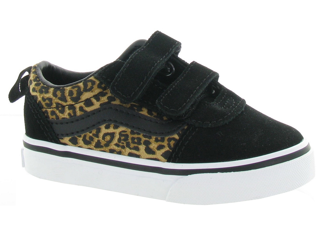 basket fille leopard