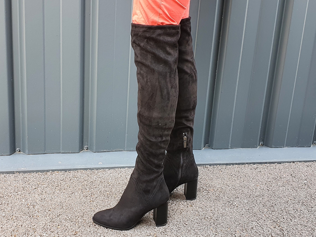 botte femme avec lacet derriere