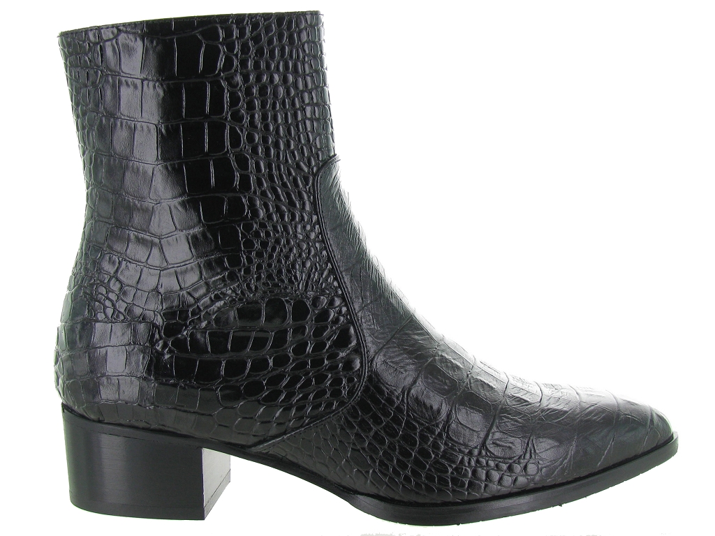 chaussure fila grosse semelle