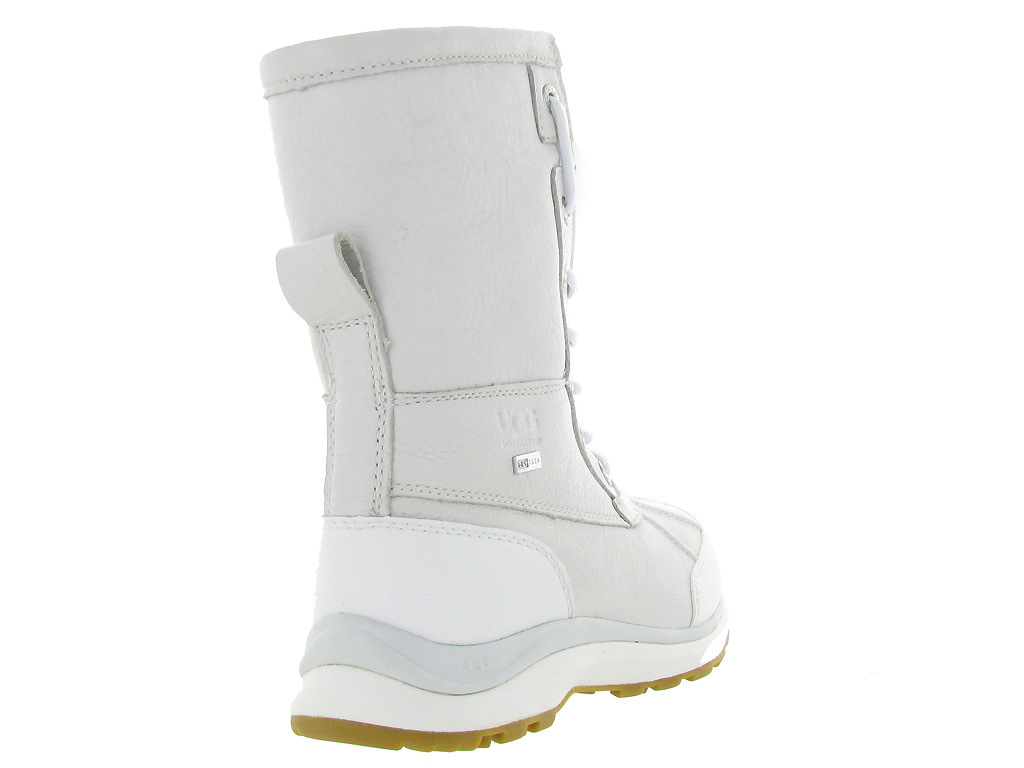 ugg adirondack 3 fluff